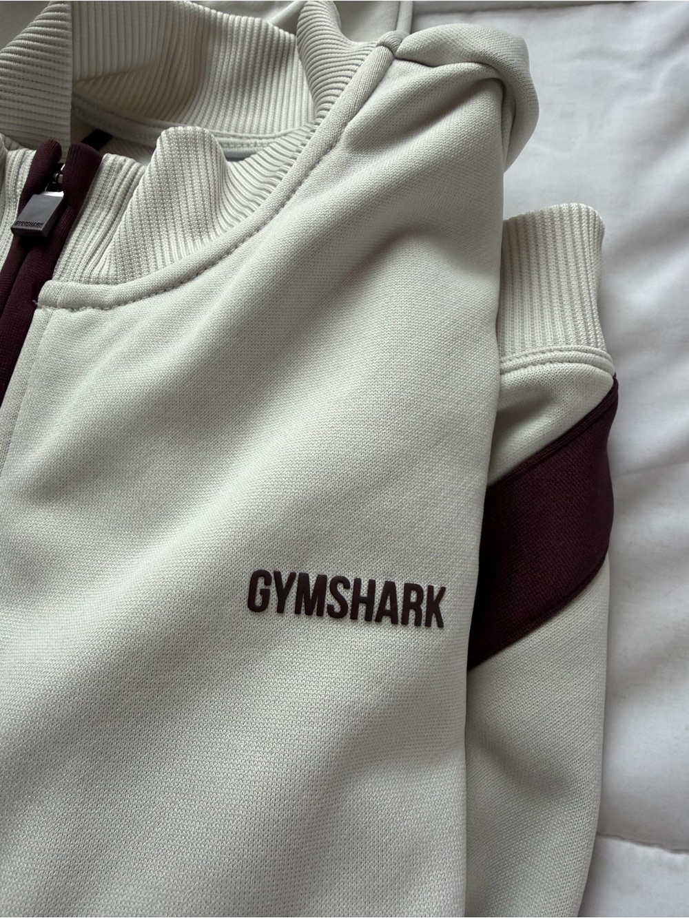 Gymshark Lightweight Tricot Zip Through Jacket (Tinted White/Cherry Purple) - Picture 7 of 10